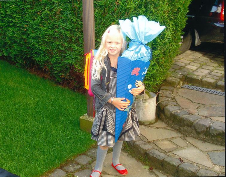 Luna's first day at school.